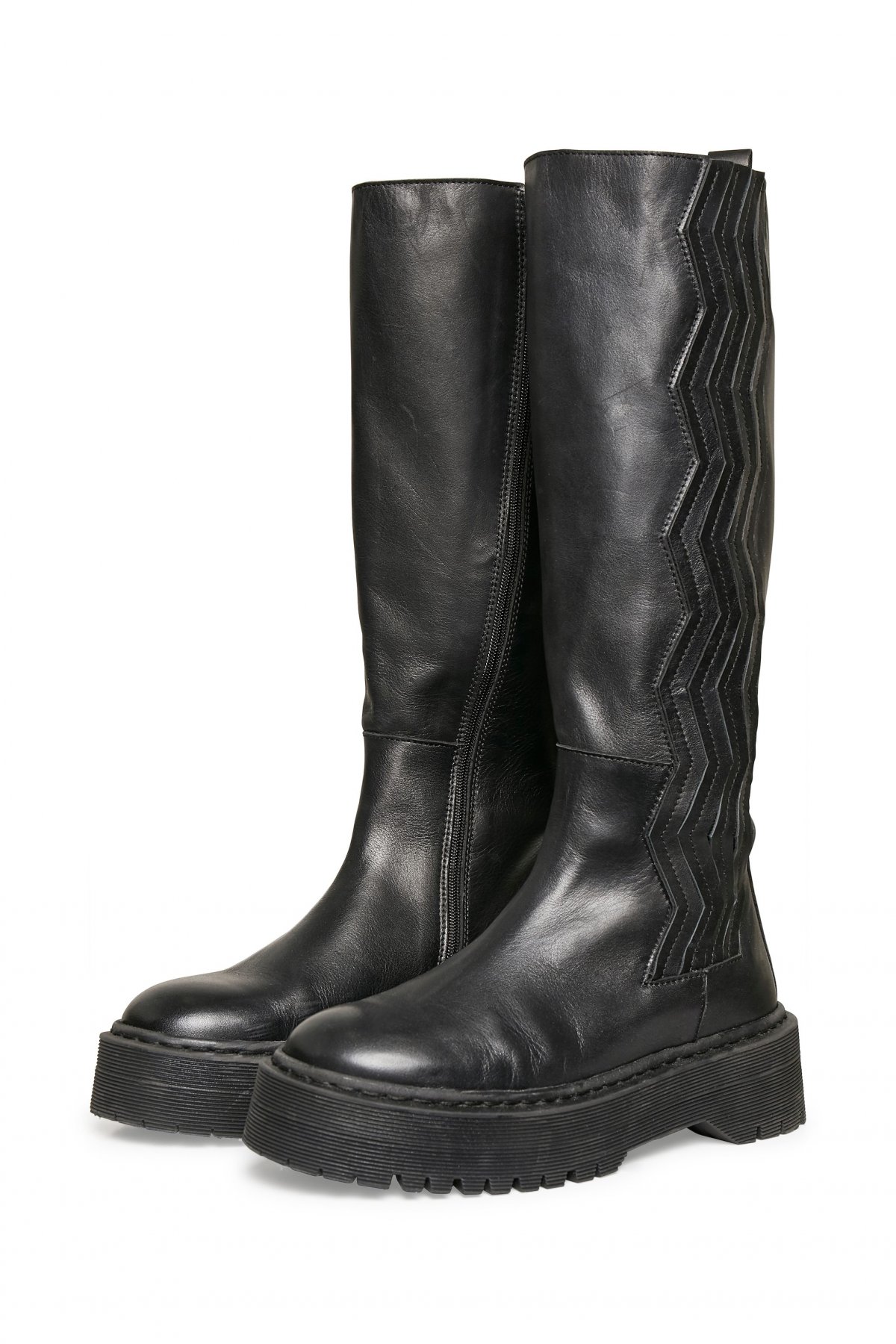gestuz marleegz chunky boots